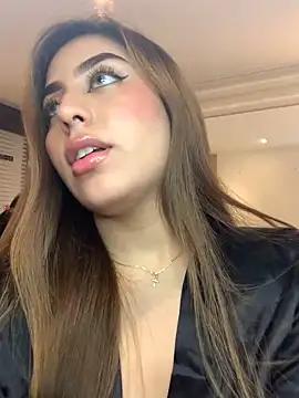 Snapshot of MaddyyLennon chatting on 01/08/25, 04:54 MaddyyLennon online show from 01/08/25, 04:54