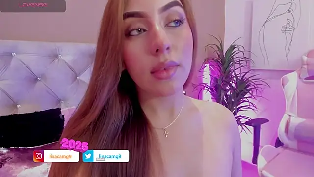 Snapshot of MaddyyLennon chatting on 01/17/25, 01:35 MaddyyLennon online show from 01/17/25, 01:35