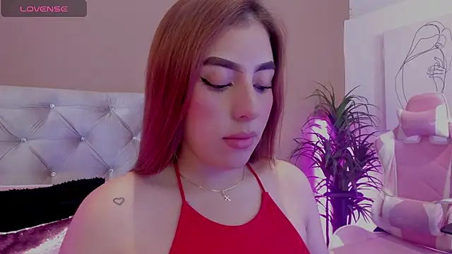 Snapshot of MaddyyLennon chatting on 01/24/25, 03:34 MaddyyLennon online show from 01/24/25, 03:34