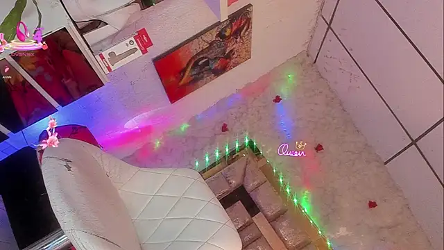 Sofia waltonx online show from 05/13/26, 04:10