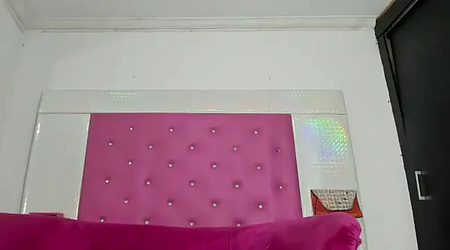 Emilyhottx online show from 01/04/25, 03:29