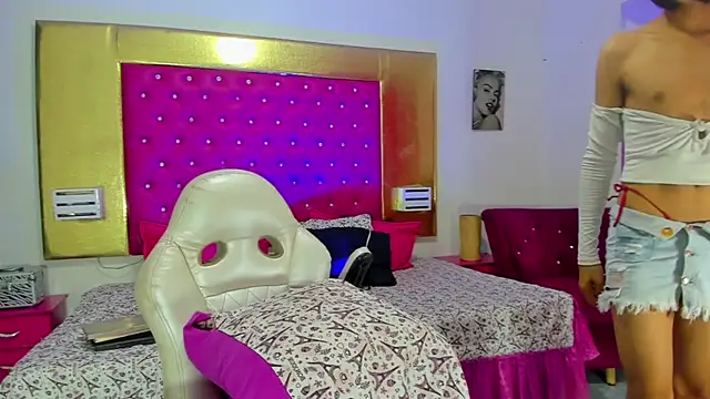 Emilyhottx online show from 09/11/25, 01:00