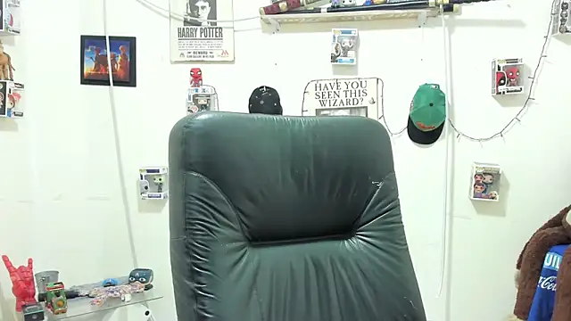 Snapshot of ney_22 chatting on 11/07/25, 04:34 ney 22 online show from 11/07/25, 04:34