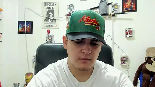 Snapshot of ney_22 chatting on 12/03/25, 03:36 ney 22 online show from 12/03/25, 03:36