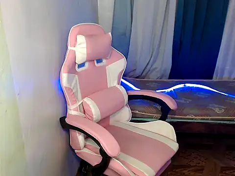 Snapshot of yoursweet_patliciousxx chatting on 01/25/25, 02:03 yoursweet patliciousxx online show from 01/25/25, 02:03