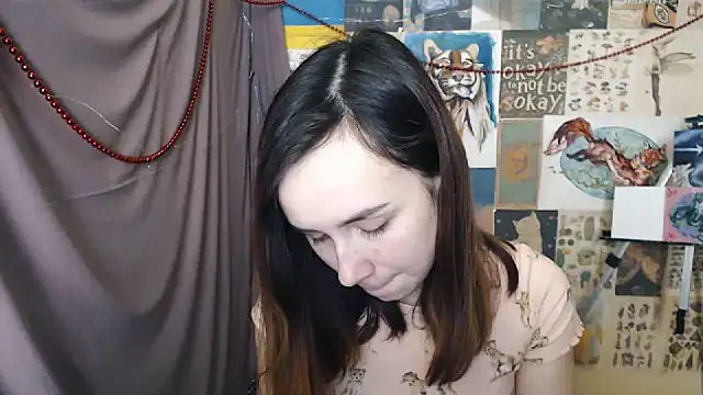 VeryVeryVeryShy  online show from 12/22/24, 11:33