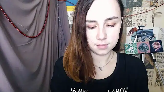 VeryVeryVeryShy  online show from 12/23/24, 06:44