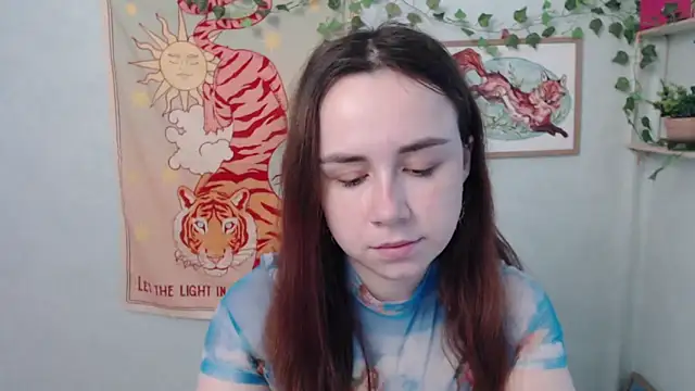 VeryVeryVeryShy  online show from 05/15/26, 05:36