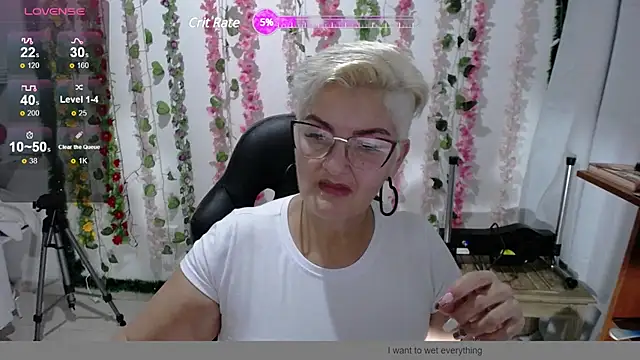 bety-cum2 online show from 12/14/24, 10:50