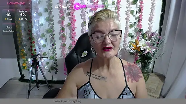 bety-cum2 online show from 12/19/24, 10:45