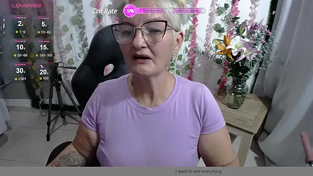 bety-cum2 online show from 12/19/24, 10:10