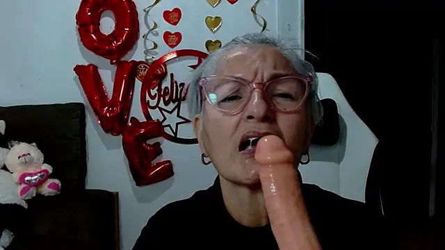 bety-cum2 online show from 02/18/26, 11:28