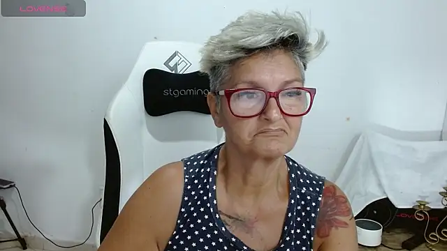 bety-cum2 online show from 06/04/26, 11:22