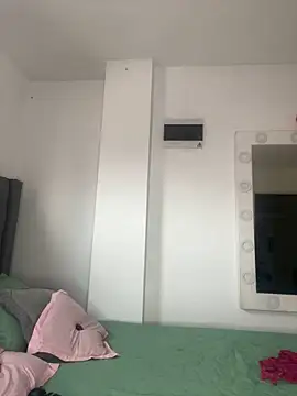 Snapshot of Kaarol69 chatting on 12/05/24, 07:49 Kaarol69 online show from 12/05/24, 07:49