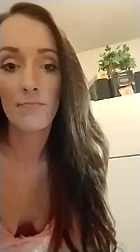 Snapshot of goddessnathalie1 chatting on 12/10/24, 09:23 goddessnathalie1 online show from 12/10/24, 09:23