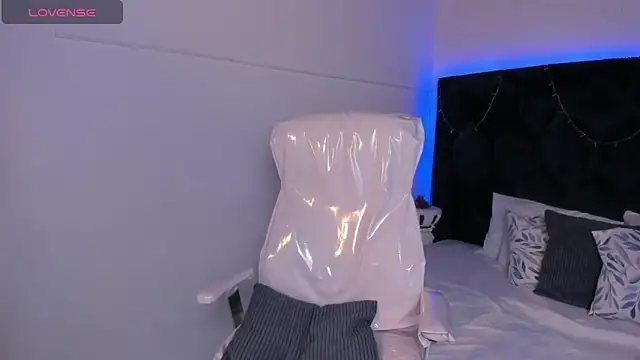 lauren fit online show from 01/13/25, 02:00