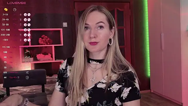 Hello Lisha online show from 11/17/25, 09:04