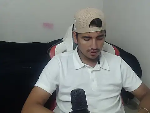 kylian 07 online show from 06/12/26, 02:21