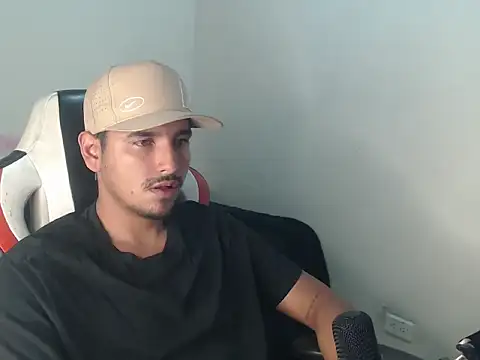 kylian 07 online show from 07/28/26, 02:40