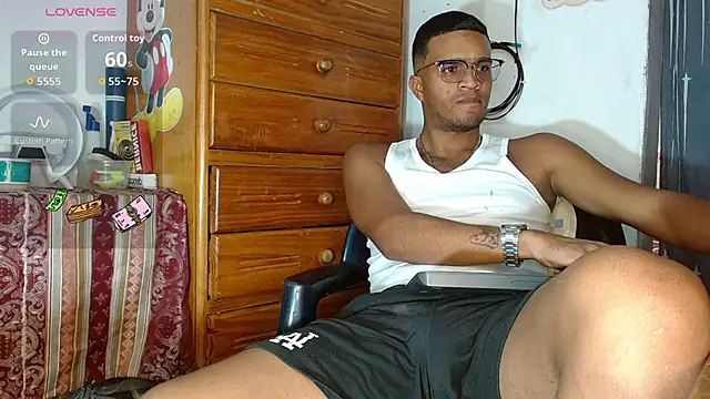 Bigcock 21cm  online show from 01/15/26, 09:29