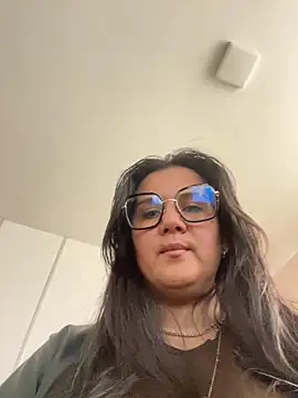 SWEETLILY18 online show from 12/26/24, 05:30
