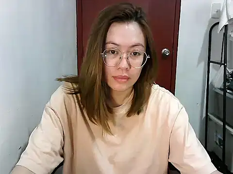 Snapshot of crizzybel chatting on 01/14/25, 08:48 crizzybel online show from 01/14/25, 08:48
