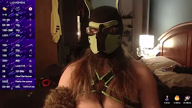 kinkywolf429 online show from 10/13/25, 06:57