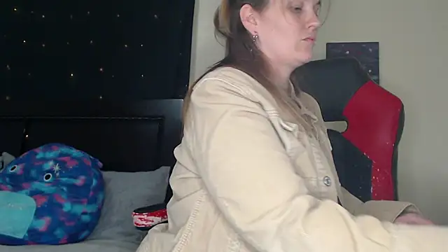 Snapshot of ToxicLilly chatting on 12/05/24, 07:16 ToxicLilly online show from 12/05/24, 07:16