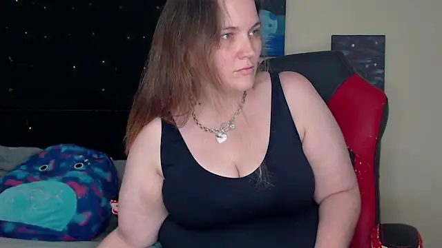 Snapshot of ToxicLilly chatting on 12/16/24, 07:26 ToxicLilly online show from 12/16/24, 07:26