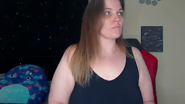 Snapshot of ToxicLilly chatting on 12/22/24, 07:33 ToxicLilly online show from 12/22/24, 07:33