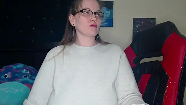 Snapshot of ToxicLilly chatting on 01/02/25, 12:13 ToxicLilly online show from 01/02/25, 12:13