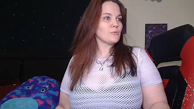 Snapshot of ToxicLilly chatting on 09/16/25, 06:36 ToxicLilly online show from 09/16/25, 06:36