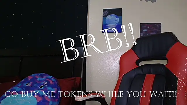 Snapshot of ToxicLilly chatting on 10/21/25, 08:37 ToxicLilly online show from 10/21/25, 08:37