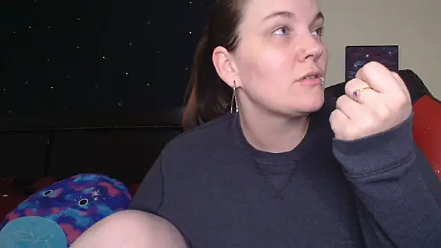 Snapshot of ToxicLilly chatting on 10/24/25, 08:33 ToxicLilly online show from 10/24/25, 08:33