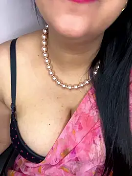 Snapshot of Zoya_Varma004 chatting on 01/08/26, 11:45 Zoya Varma004 online show from 01/08/26, 11:45