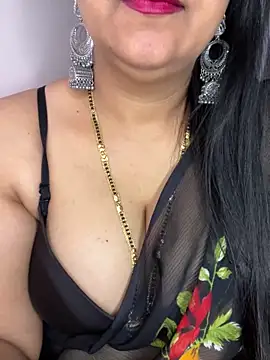 Snapshot of Zoya_Varma004 chatting on 02/04/26, 06:08 Zoya Varma004 online show from 02/04/26, 06:08