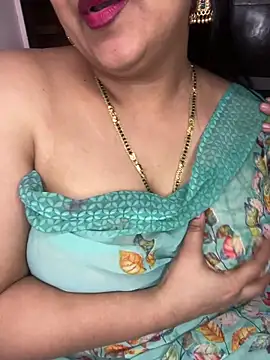 Snapshot of Zoya_Varma004 chatting on 02/20/26, 06:26 Zoya Varma004 online show from 02/20/26, 06:26