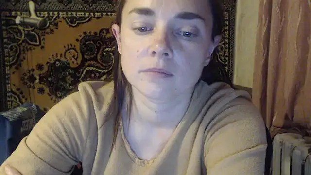 Snapshot of AlisaLaDiva chatting on 10/19/25, 08:20 AlisaLaDiva online show from 10/19/25, 08:20