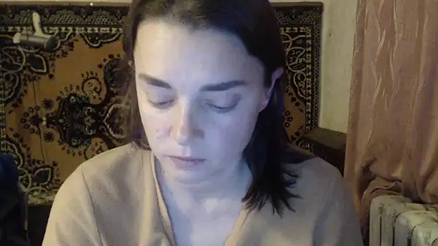 Snapshot of AlisaLaDiva chatting on 11/21/25, 08:51 AlisaLaDiva online show from 11/21/25, 08:51