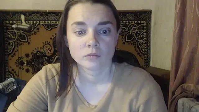 Snapshot of AlisaLaDiva chatting on 12/18/25, 08:59 AlisaLaDiva online show from 12/18/25, 08:59