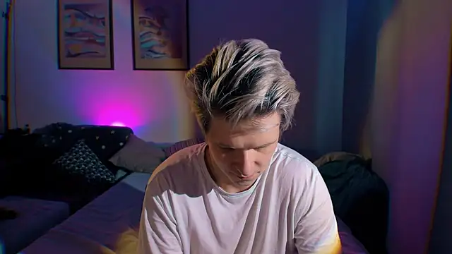 Breston Sweet online show from 09/18/25, 03:58