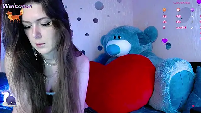 Snapshot of GENTLY--EVIL chatting on 11/19/25, 06:19 GENTLY--EVIL online show from 11/19/25, 06:19