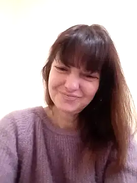 Snapshot of TiAmorre chatting on 01/07/25, 10:43 TiAmorre online show from 01/07/25, 10:43