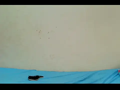 Snapshot of Karol_naughty chatting on 05/18/26, 11:32 Karol naughty online show from 05/18/26, 11:32