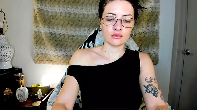 MelroseStrip online show from 09/21/25, 07:48