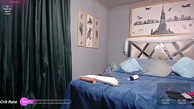 Snapshot of Danny_hot_fun chatting on 10/31/25, 05:47 Danny hot fun online show from 10/31/25, 05:47