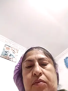 Snapshot of Keyla01_ chatting on 10/29/25, 12:40 Keyla01 online show from 10/29/25, 12:40