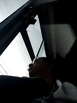 Snapshot of Keyla01_ chatting on 11/03/25, 11:44 Keyla01 online show from 11/03/25, 11:44