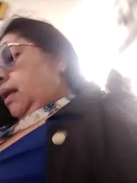 Snapshot of Keyla01_ chatting on 11/12/25, 11:32 Keyla01 online show from 11/12/25, 11:32