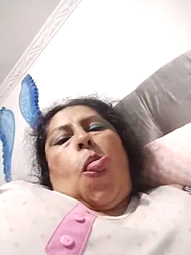 Snapshot of Keyla01_ chatting on 11/24/25, 11:59 Keyla01 online show from 11/24/25, 11:59